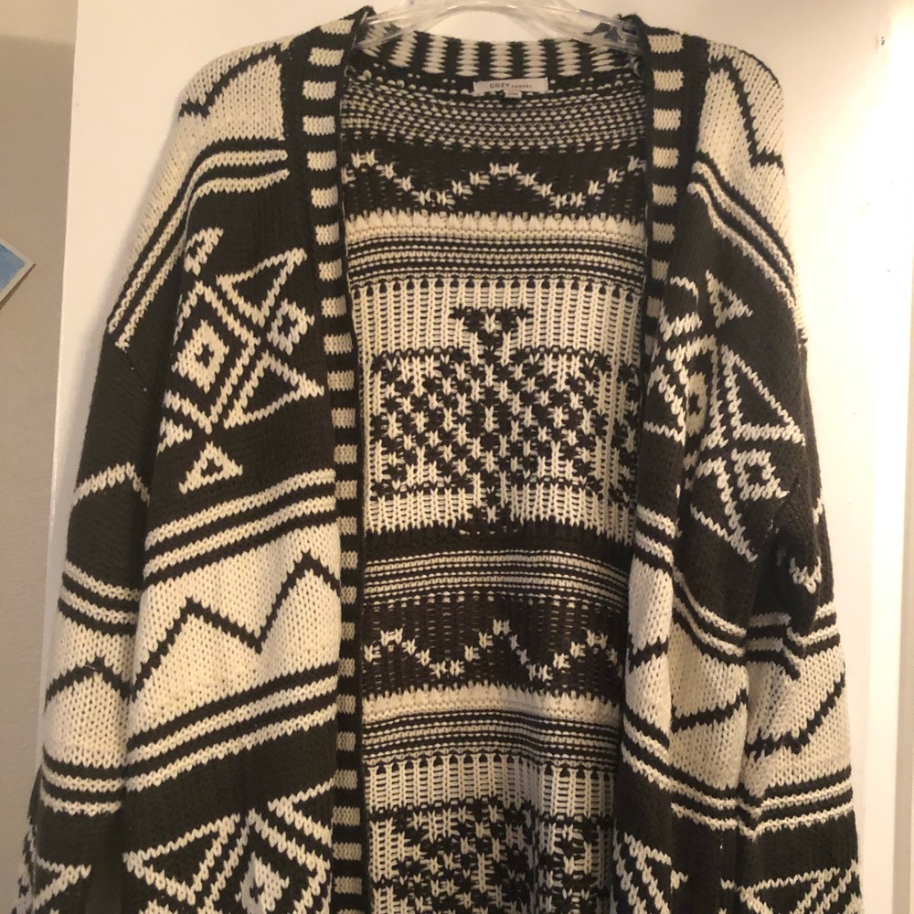 Green & Cream Printed Sweater